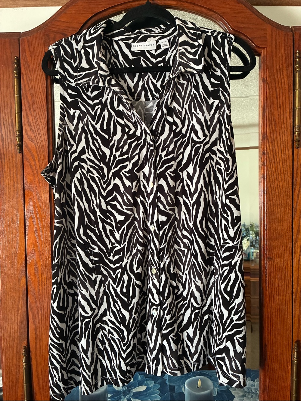 Susan Graver Black and White Zebra Print Sleeveless Button-Down Top